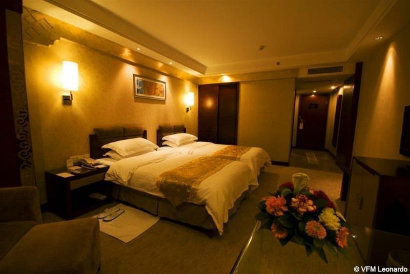 Minshan Lhasa Grand Hotel Τσενγκντού Δωμάτιο φωτογραφία